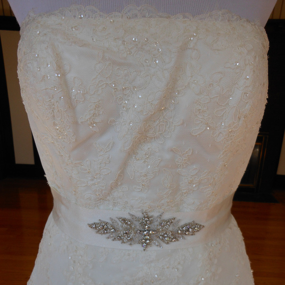 White One by Pronovias Wedding Dress Jaleah - Picture 6 of 8